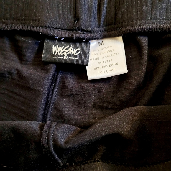 NWOT Athletic pants - Picture 5 of 10